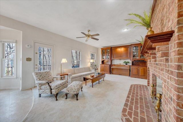 6780 Hidden Woods DR, Roanoke, VA 24018