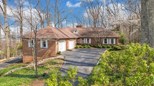 6780 Hidden Woods DR, Roanoke, VA 24018