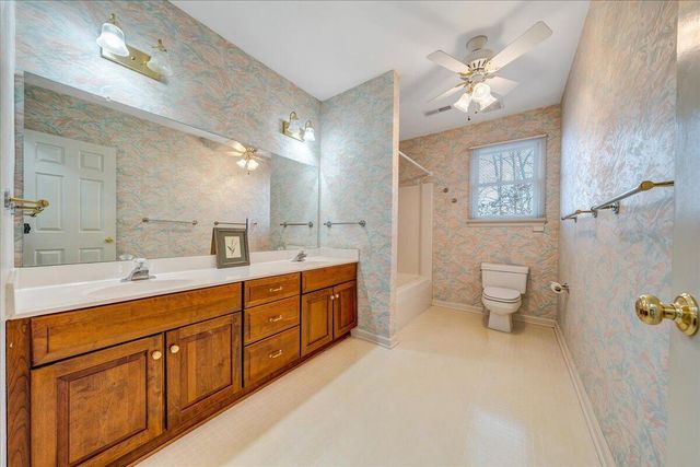 6780 Hidden Woods DR, Roanoke, VA 24018