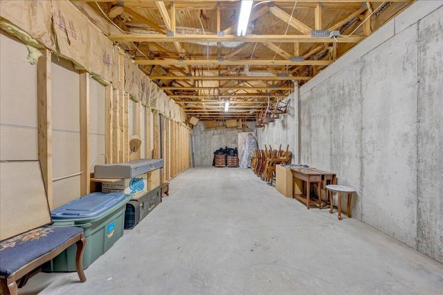 6780 Hidden Woods DR, Roanoke, VA 24018