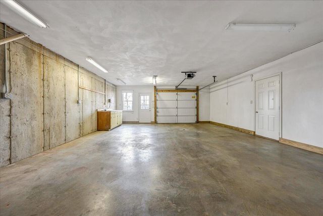 6780 Hidden Woods DR, Roanoke, VA 24018