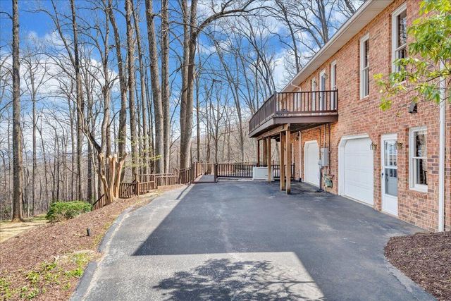 6780 Hidden Woods DR, Roanoke, VA 24018