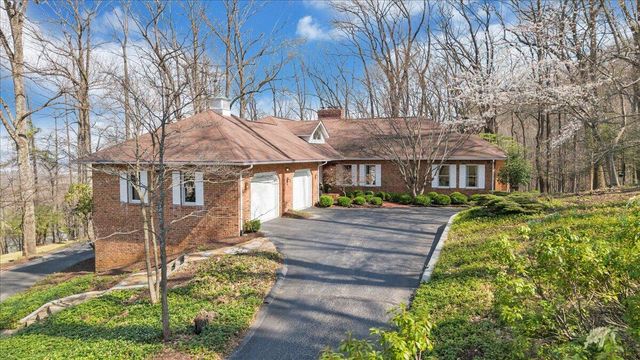 6780 Hidden Woods DR, Roanoke, VA 24018