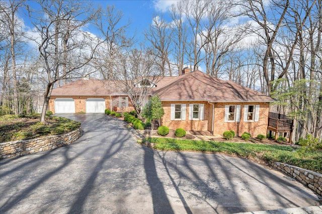 6780 Hidden Woods DR, Roanoke, VA 24018