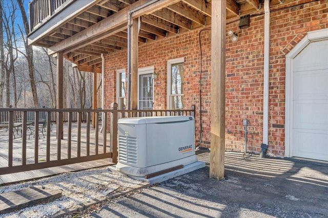 6780 Hidden Woods DR, Roanoke, VA 24018