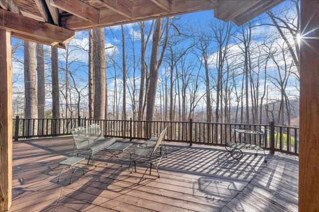 6780 Hidden Woods DR, Roanoke, VA 24018