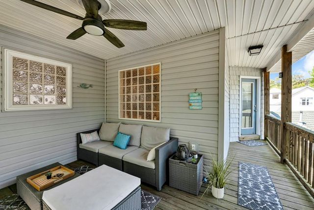 2400 Courtyard LN, Virginia Beach, VA 23455