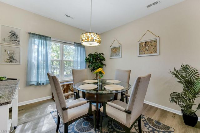 2400 Courtyard LN, Virginia Beach, VA 23455