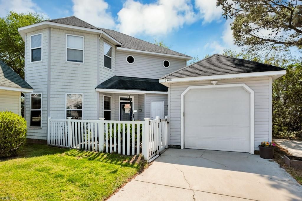 2400 Courtyard LN, Virginia Beach, VA 23455