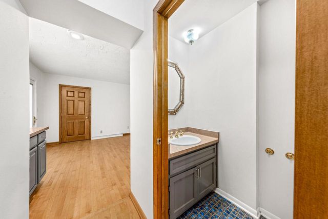 15685 Brojan DRIVE, Elm Grove, WI 53122
