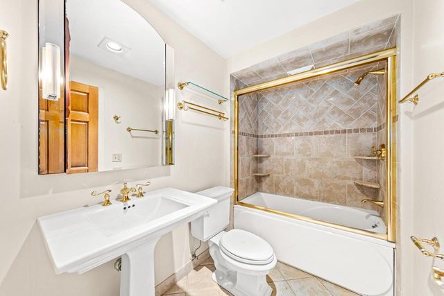 15685 Brojan DRIVE, Elm Grove, WI 53122