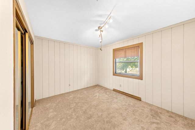 15685 Brojan DRIVE, Elm Grove, WI 53122