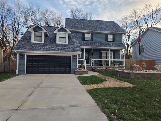 1305 SE 6th Street, Lee's Summit, MO 64063