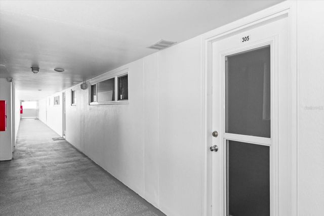 33 S GULFSTREAM AVENUE 305, Sarasota, FL 34236