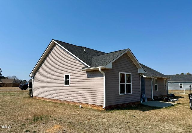 87 Hawks Croft Court, Erwin, NC 28339