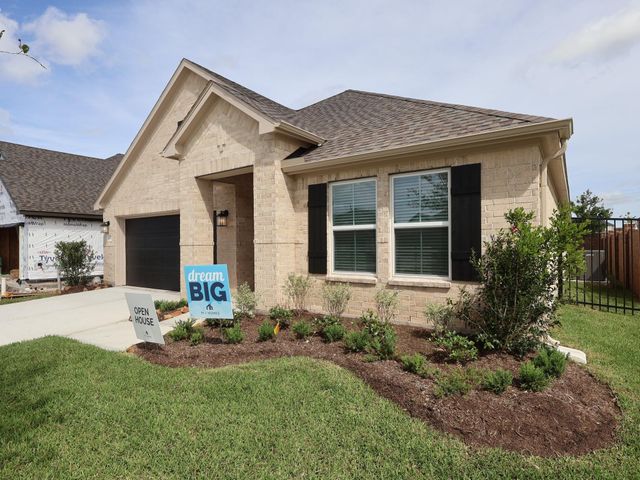 14021 Baikal Manor Drive, Santa Fe, TX 77510