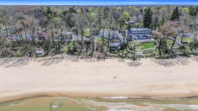 16220 Stones Throw Lane, Union Pier, MI 49129