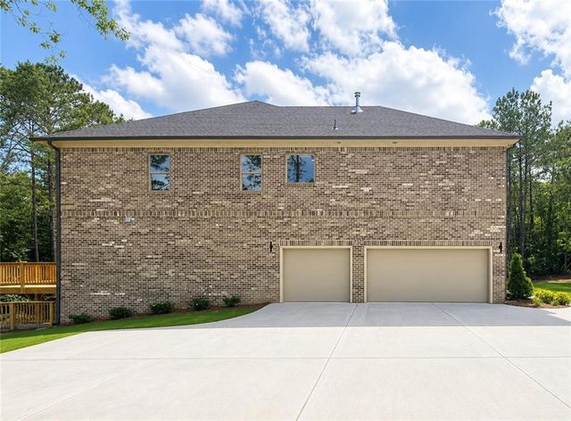 1306 New Hope Church Road, Loganville, GA 30052
