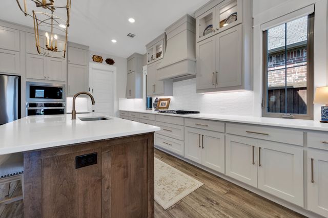 2218 Somercrest Place, Midlothian, TX 76065