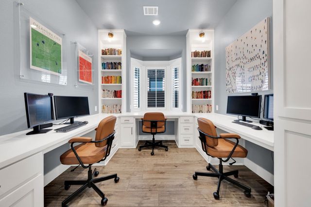 2218 Somercrest Place, Midlothian, TX 76065