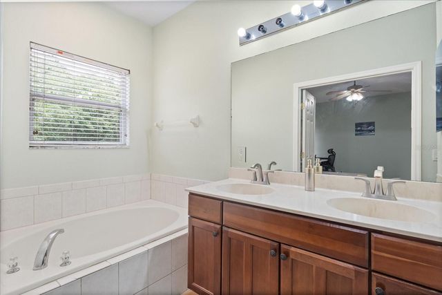 1530 TALLY CIRCLE, Oviedo, FL 32765