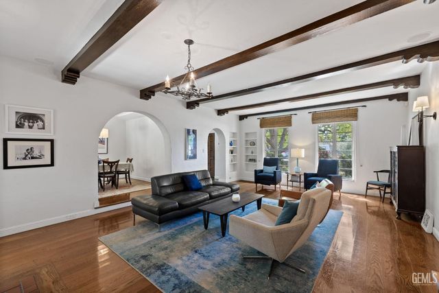 2716 21st Street, Bakersfield, CA 93301