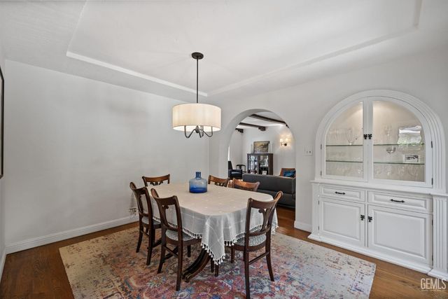 2716 21st Street, Bakersfield, CA 93301