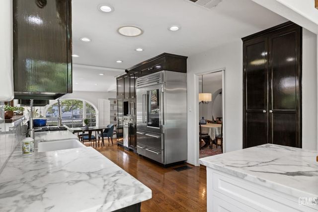 2716 21st Street, Bakersfield, CA 93301