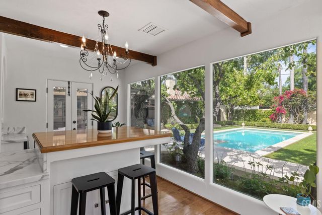 2716 21st Street, Bakersfield, CA 93301