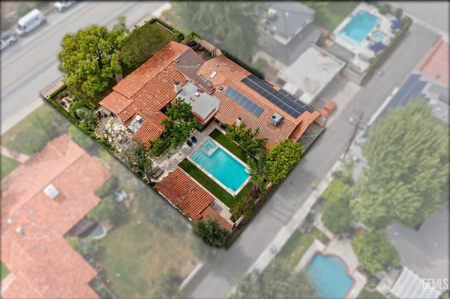 2716 21st Street, Bakersfield, CA 93301