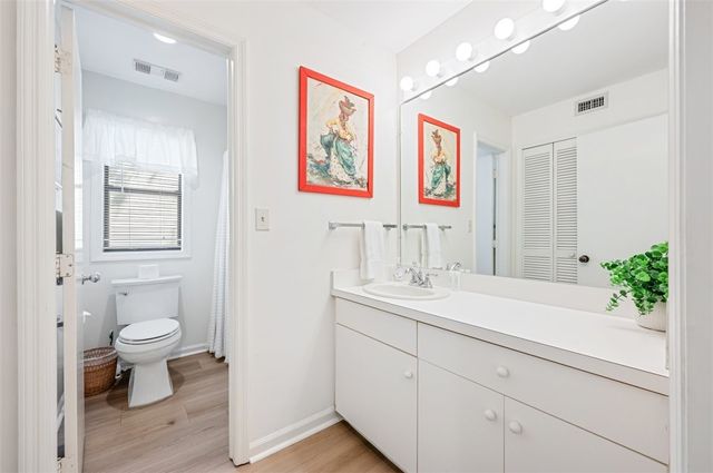 307 Harbour Oaks Drive, St Simons Island, GA 31522