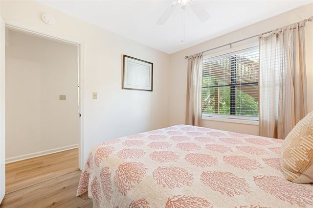 307 Harbour Oaks Drive, St Simons Island, GA 31522