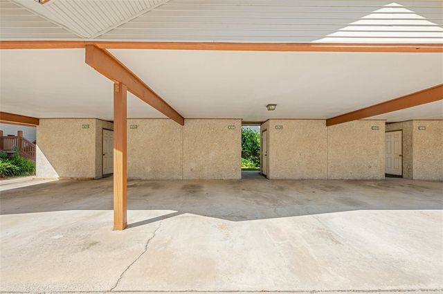 307 Harbour Oaks Drive, St Simons Island, GA 31522