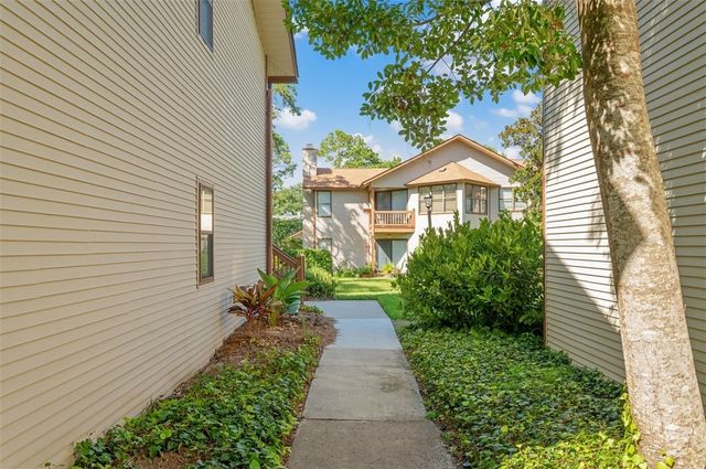 307 Harbour Oaks Drive, St Simons Island, GA 31522