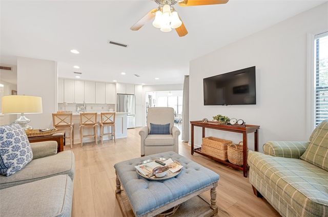 307 Harbour Oaks Drive, St Simons Island, GA 31522