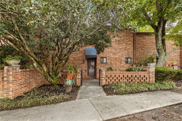 2256 Pernoshal Court, Atlanta, GA 30338