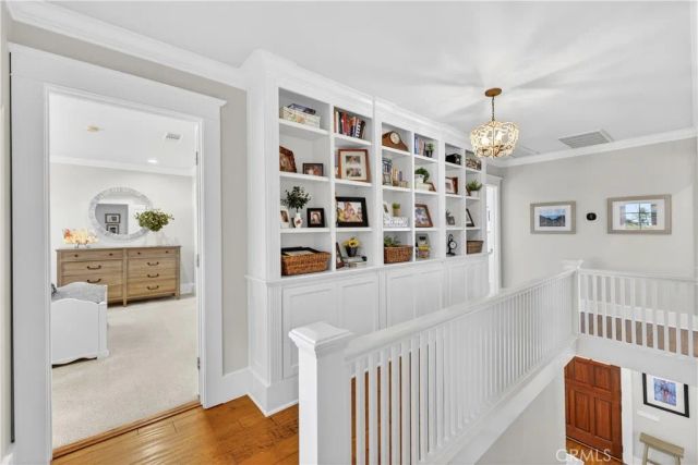 210 Bennett Avenue, Long Beach, CA 90803