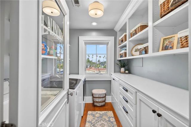 210 Bennett Avenue, Long Beach, CA 90803