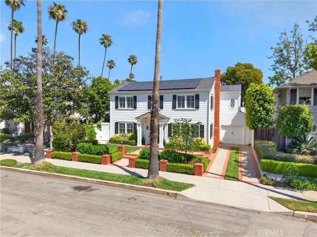 210 Bennett Avenue, Long Beach, CA 90803