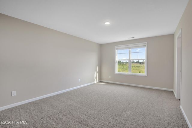 94 Coachman Lane, Autryville, NC 28318