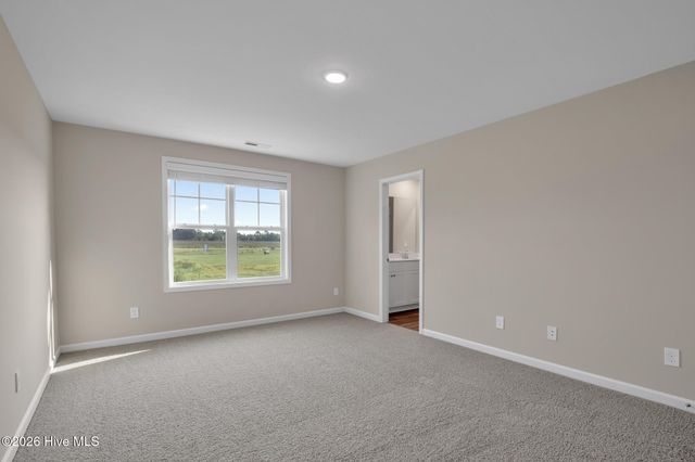 94 Coachman Lane, Autryville, NC 28318
