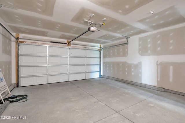 94 Coachman Lane, Autryville, NC 28318