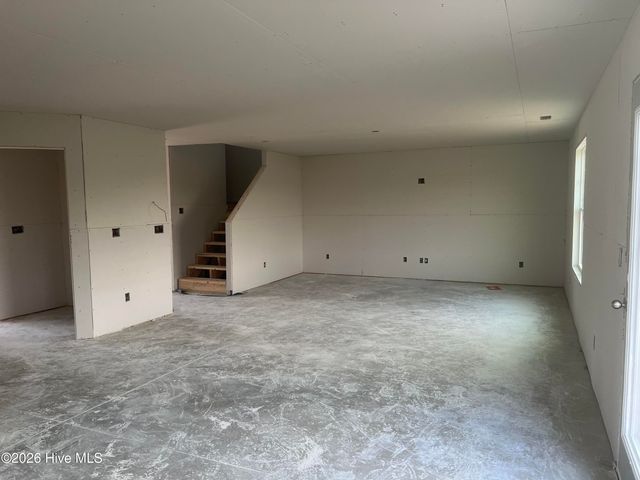 94 Coachman Lane, Autryville, NC 28318