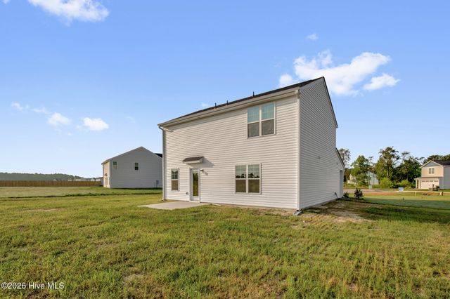 94 Coachman Lane, Autryville, NC 28318