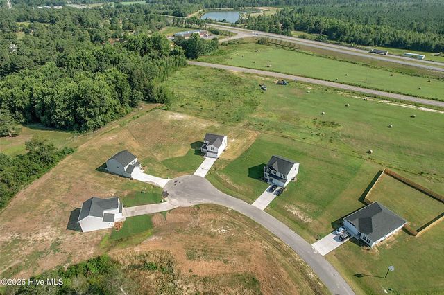 94 Coachman Lane, Autryville, NC 28318