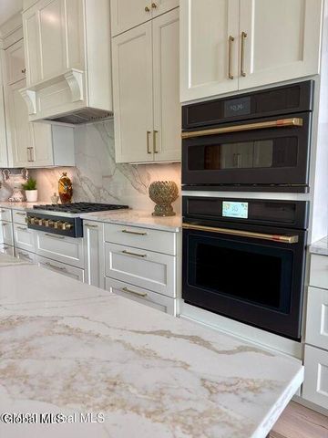 1041 N Creek Road, Greenfield, NY 12833