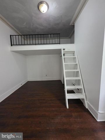 38 N 40TH ST #1F, Philadelphia, PA 19104