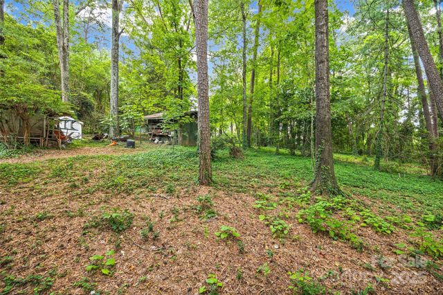 327 Livingston Drive, Charlotte, NC 28211