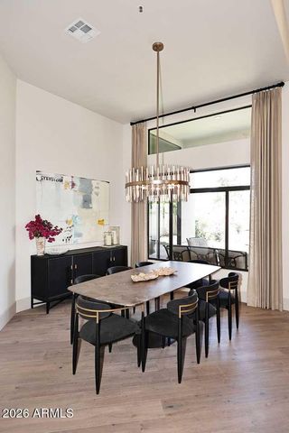 8334 E JENAN Drive, Scottsdale, AZ 85260