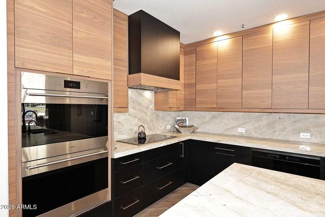 8334 E JENAN Drive, Scottsdale, AZ 85260